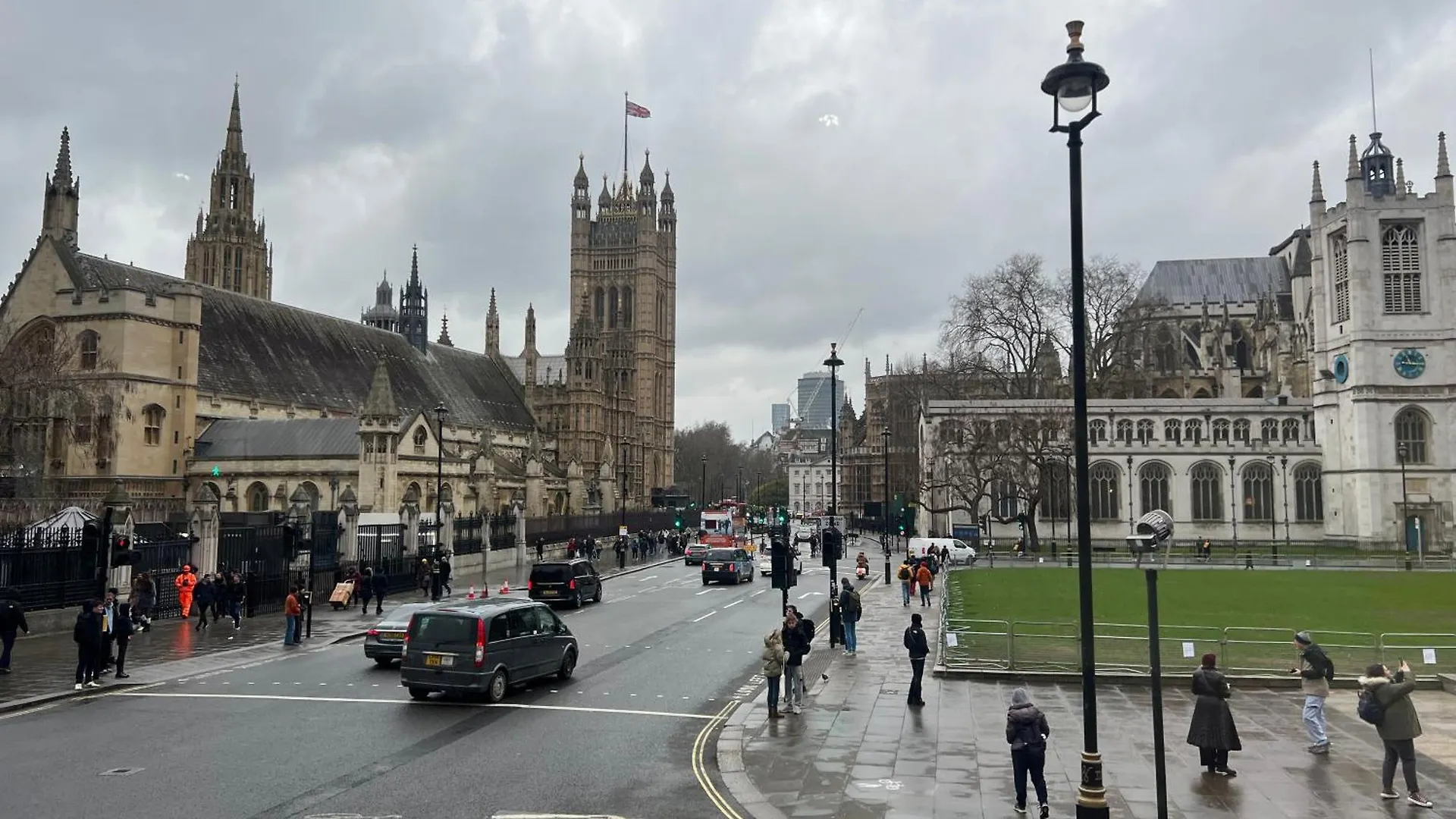 Fresh Apartment & Parking London